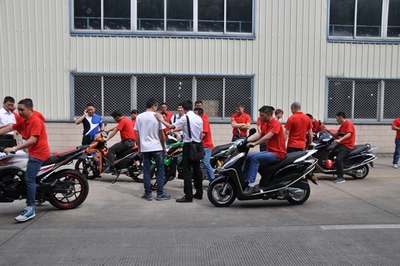 大运摩托在广州大运厂区召开2015年经销商会议