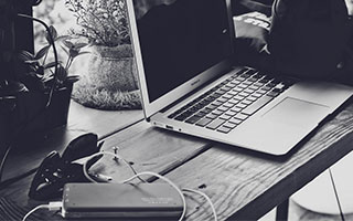 谷歌遭自杀者家属起诉被指控旗下Gemini AI诱导暴力与自残